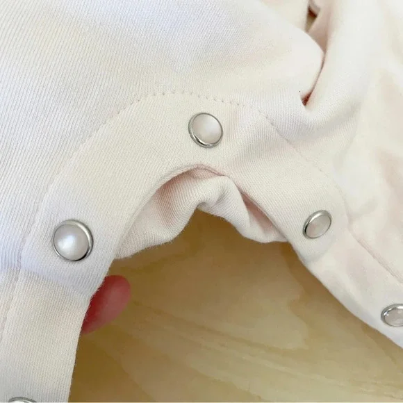 Loved baby Organic Velveteen Graphic Footie in Blush Sz 3-6 - Picture 5 of 7